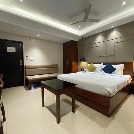 Five Elements Hotel Visakhapatnam Luaran gambar