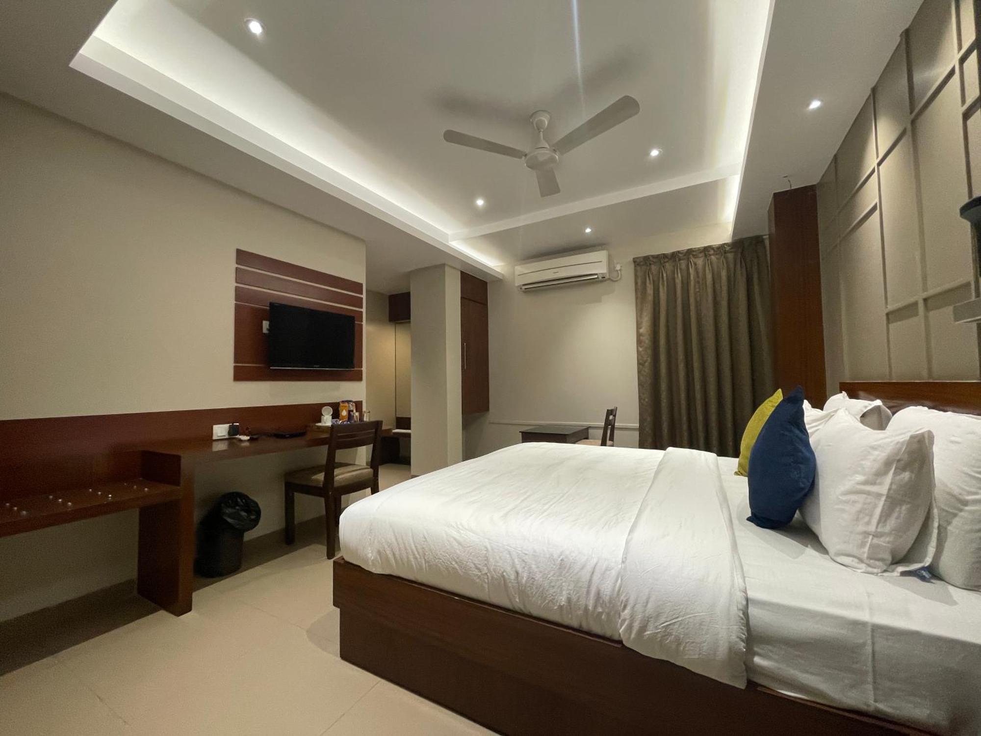 Five Elements Hotel Visakhapatnam Luaran gambar